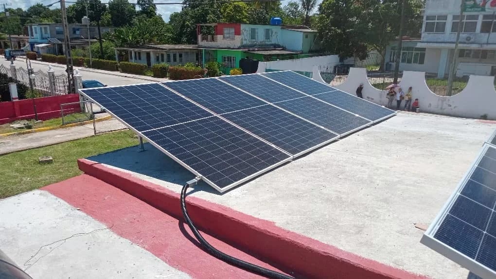 Instalación en barrio residencial